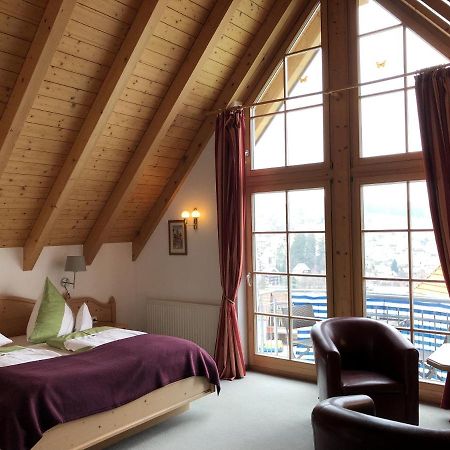 Berghotel Schiller Schonach im Schwarzwald ภายนอก รูปภาพ