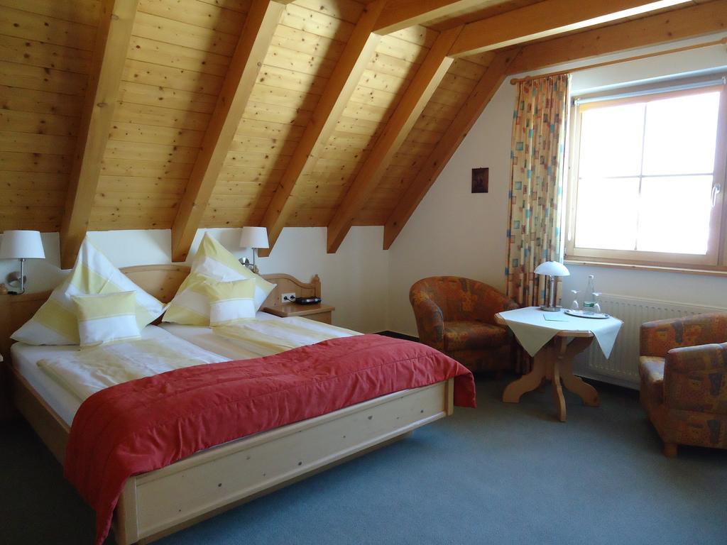 Berghotel Schiller Schonach im Schwarzwald ห้อง รูปภาพ