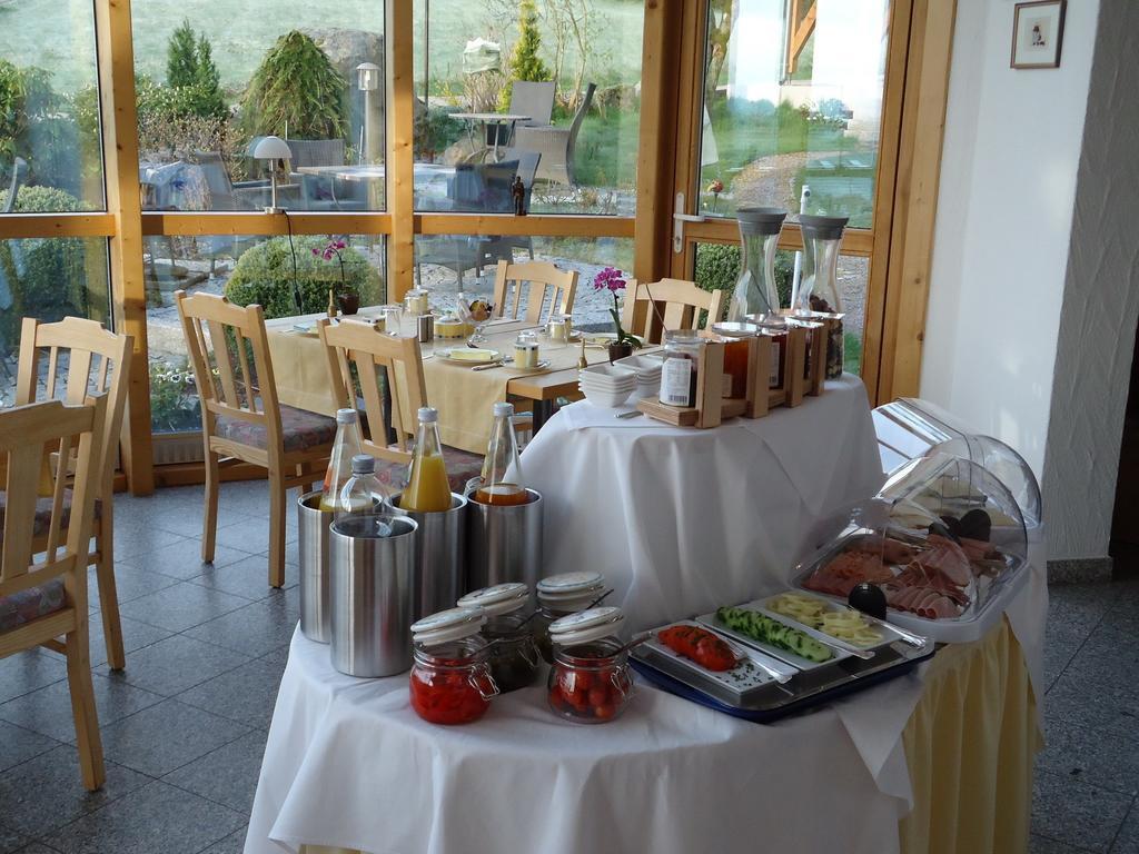 Berghotel Schiller Schonach im Schwarzwald ภายนอก รูปภาพ