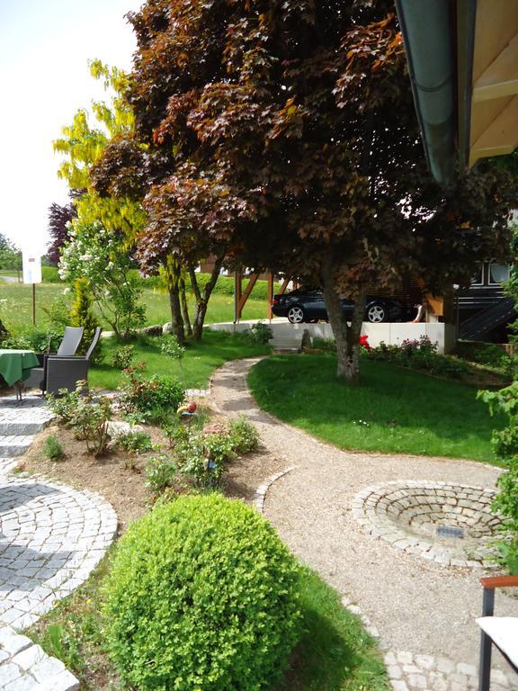 Berghotel Schiller Schonach im Schwarzwald ภายนอก รูปภาพ