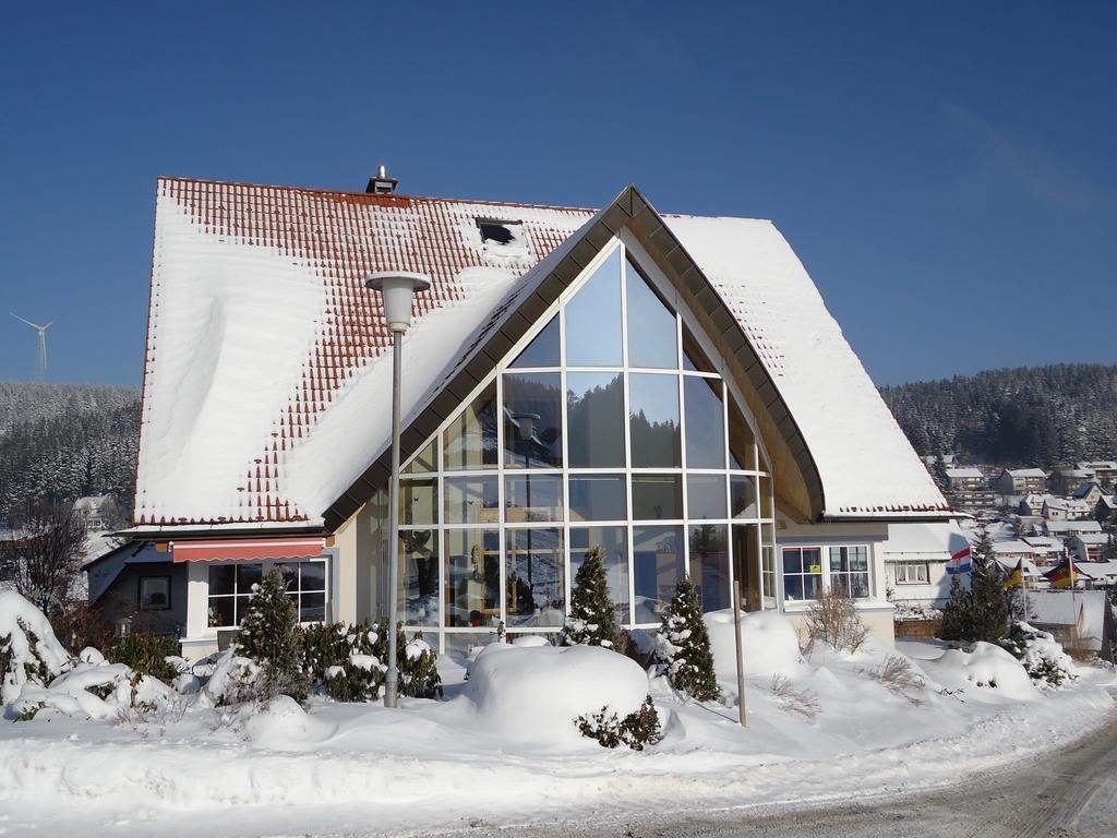 Berghotel Schiller Schonach im Schwarzwald ภายนอก รูปภาพ