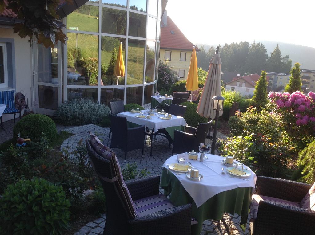 Berghotel Schiller Schonach im Schwarzwald ภายนอก รูปภาพ