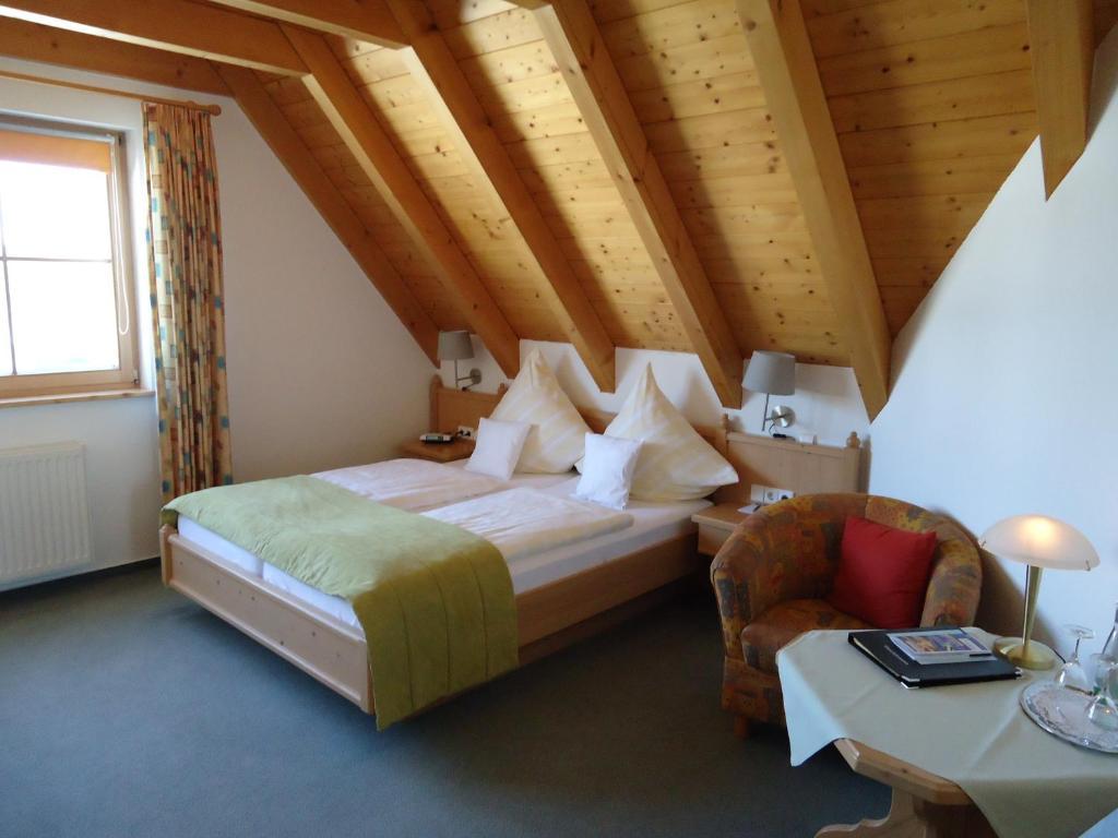 Berghotel Schiller Schonach im Schwarzwald ภายนอก รูปภาพ