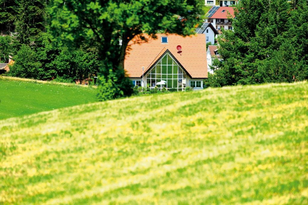 Berghotel Schiller Schonach im Schwarzwald ภายนอก รูปภาพ
