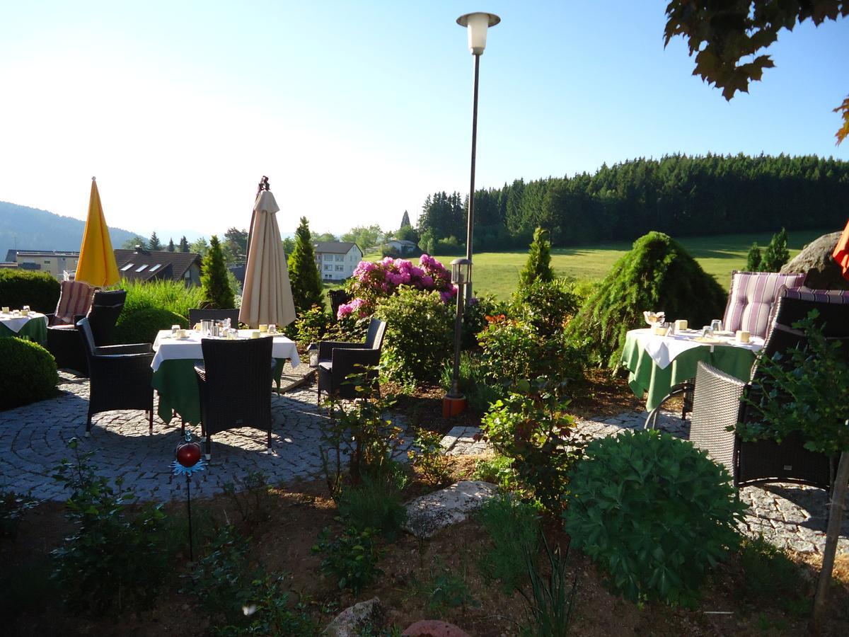 Berghotel Schiller Schonach im Schwarzwald ภายนอก รูปภาพ
