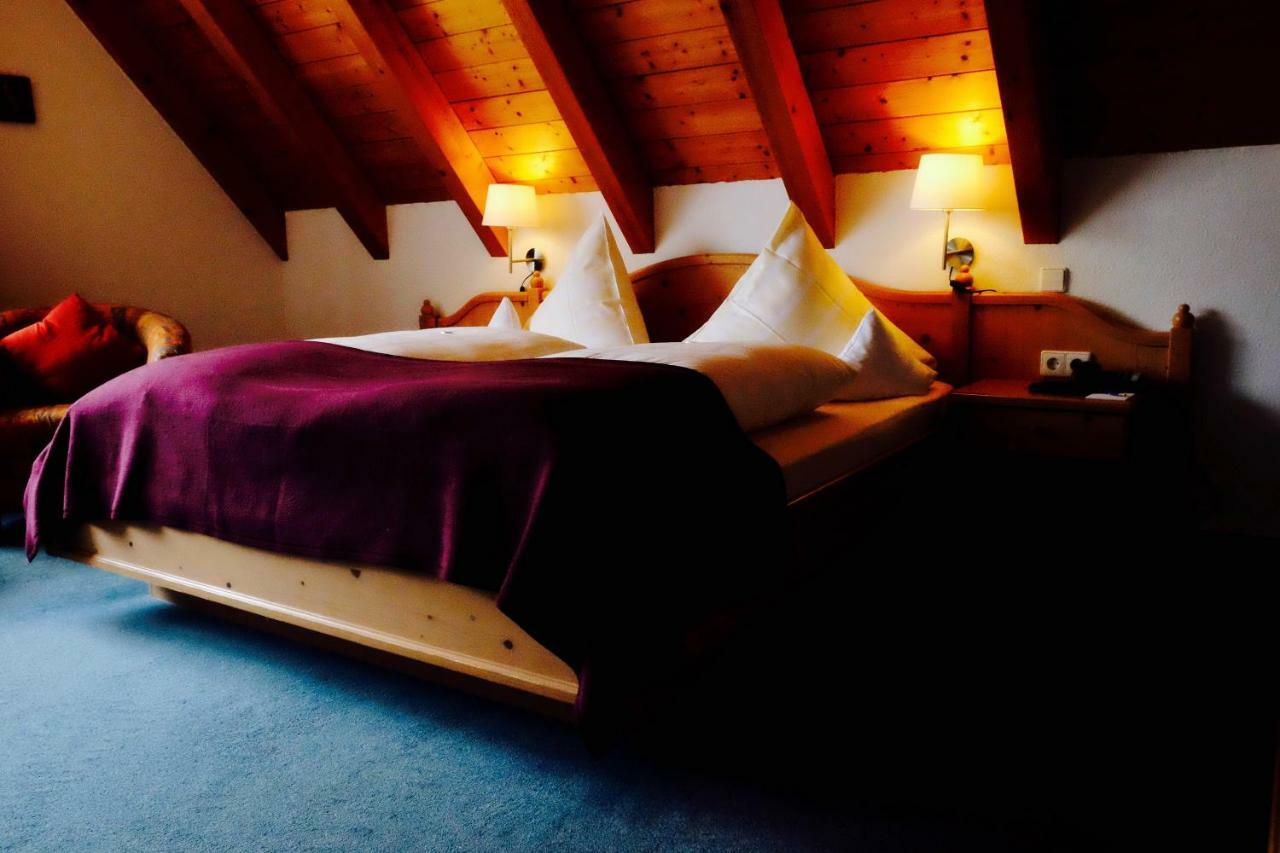 Berghotel Schiller Schonach im Schwarzwald ภายนอก รูปภาพ